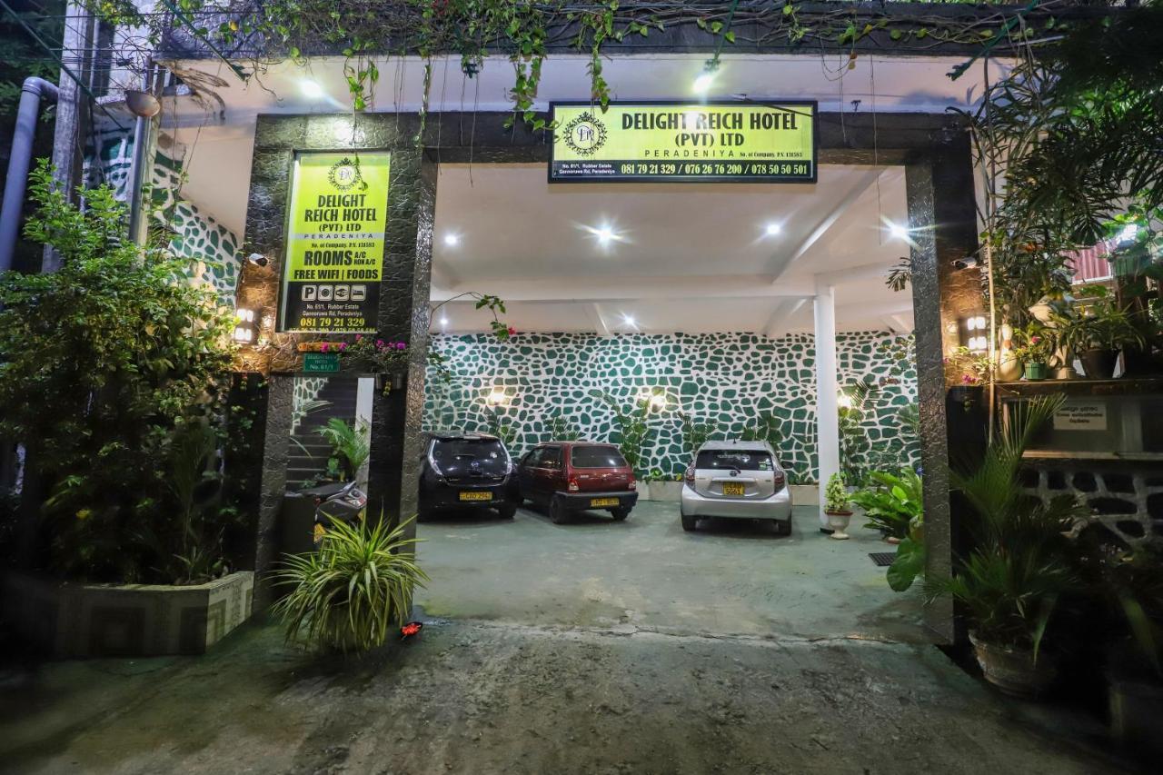 Delight Reich Hotel Peradeniya Exteriér fotografie