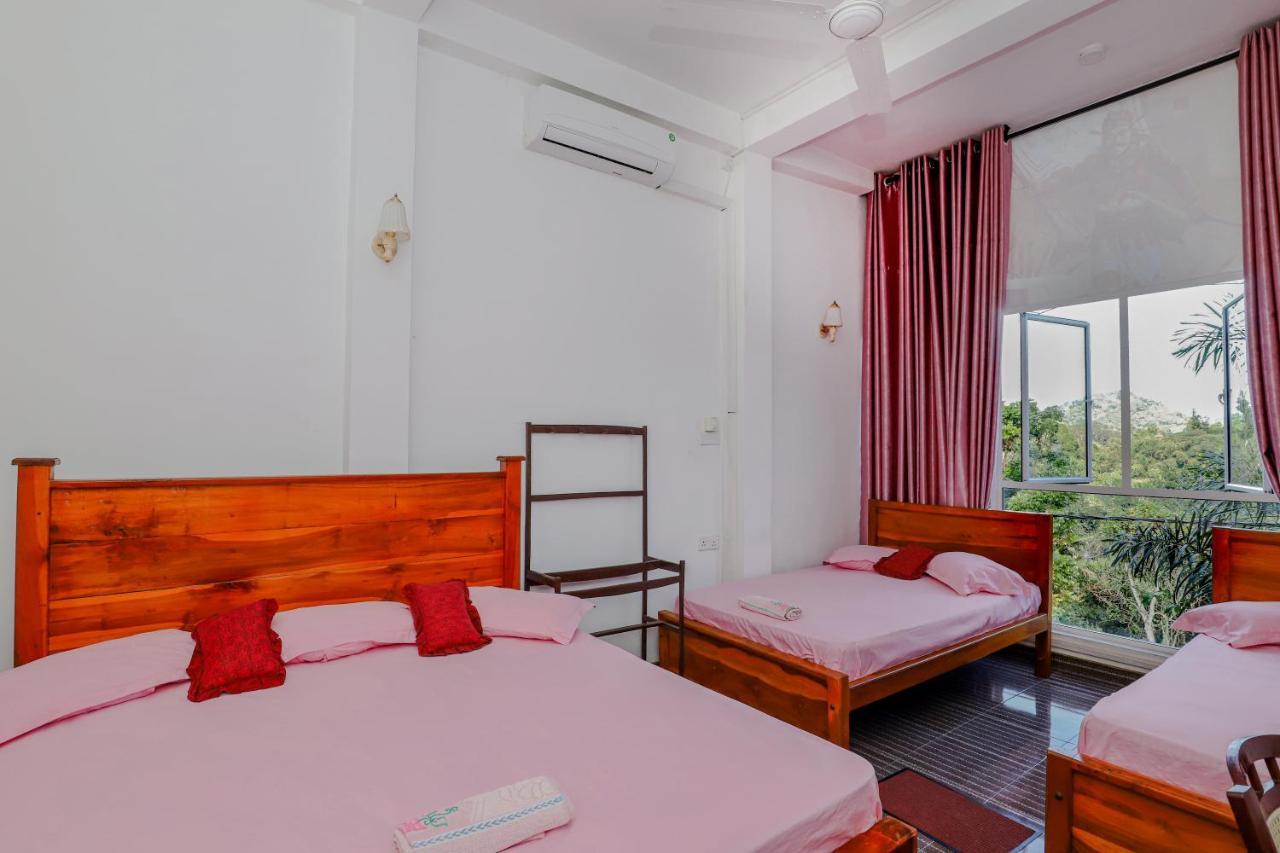 Delight Reich Hotel Peradeniya Exteriér fotografie