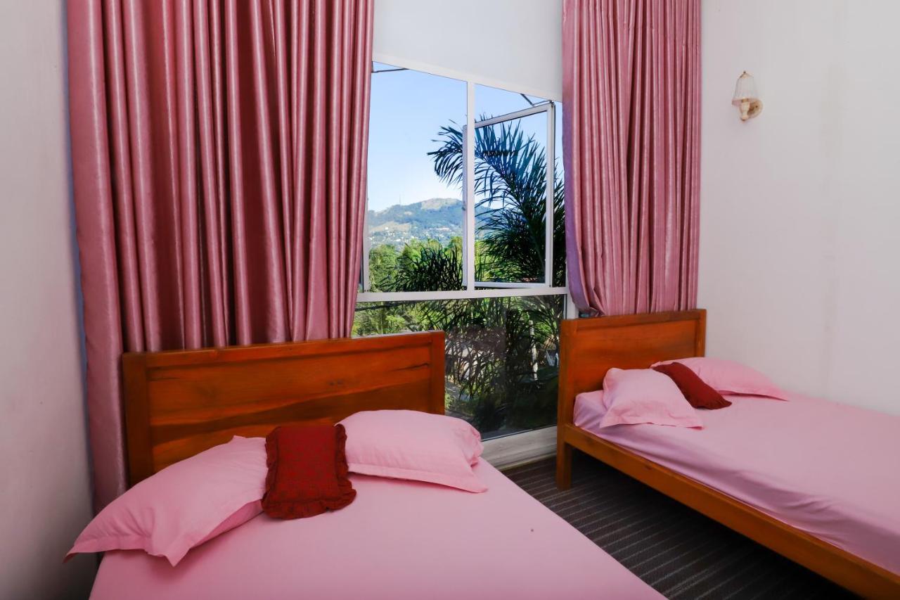 Delight Reich Hotel Peradeniya Exteriér fotografie