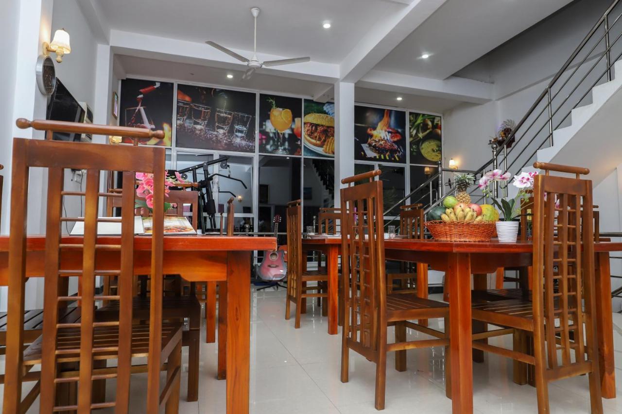 Delight Reich Hotel Peradeniya Exteriér fotografie